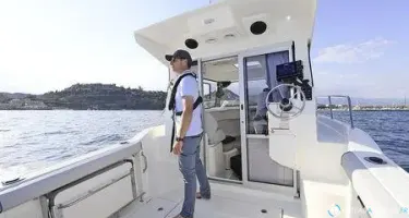 Quicksilver Captur 625 Pilothouse