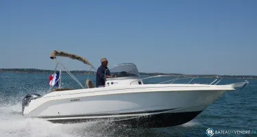 B2 Marine Cap Ferret 702 Open Serie 2