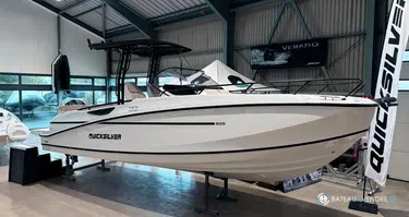 Quicksilver Activ 805 Open