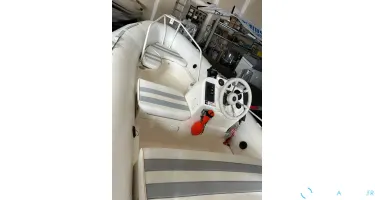 Zodiac Yachtline 420 DL