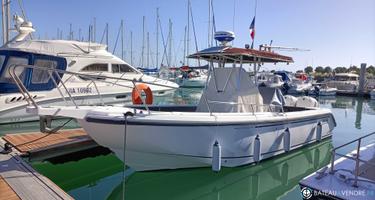 Boston Whaler  26 Outrage