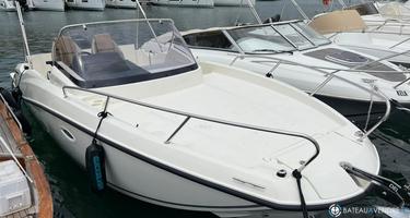 Quicksilver Activ 675 Sundeck