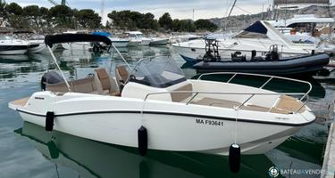 Quicksilver Activ 675 Open