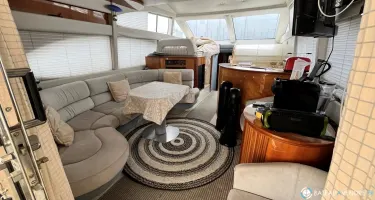 Azimut  50 Fly