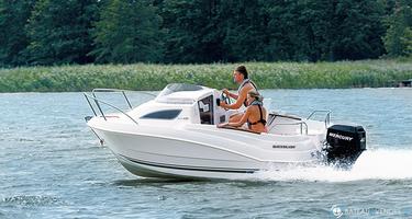 Quicksilver Activ 430 Cabin