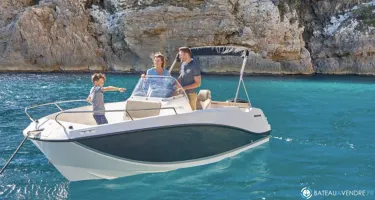 Quicksilver Activ 555 Open