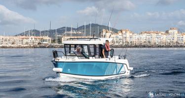 Quicksilver Activ 705 Pilothouse