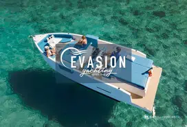 De Antonio Yachts D28 Deck