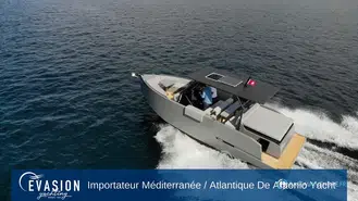 De Antonio Yachts D28 Xplorer