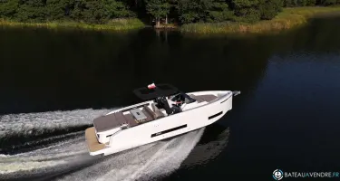 De Antonio Yachts D32 Open