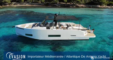 De Antonio Yachts D42 Open