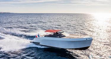 Mazu Yachts  38