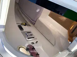 MV Marine Vesevus 35