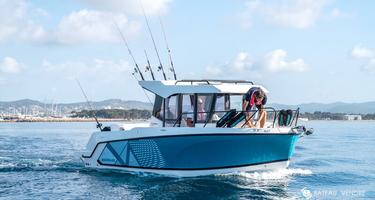 Quicksilver Captur 705 Pilothouse