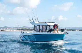 Quicksilver Captur 705 Pilothouse