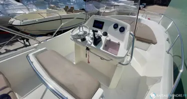 White Shark  230 CC Origin