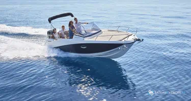 Quicksilver Activ 675 Sundeck