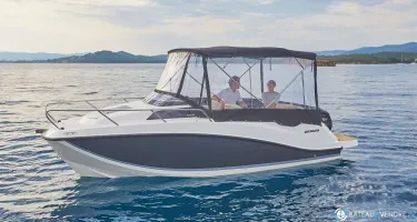 Quicksilver Activ 555 Cabin