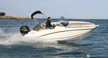 Quicksilver Activ 605 Sundeck