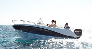 Quicksilver Activ 605 Sundeck