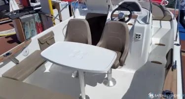 B2 Marine Cap Ferret 672 Sun Deck Premium