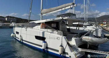 Fountaine Pajot Lucia 40