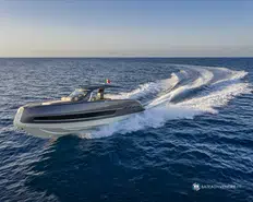 Invictus  460 TT