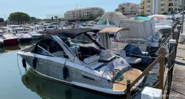 Regal  2800