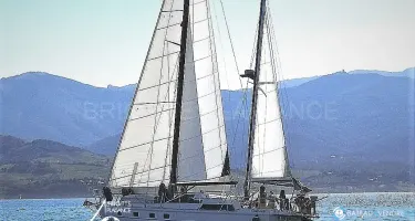 Ferretti Altura 422