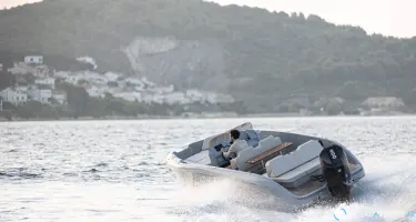 Rand Boats Source 22