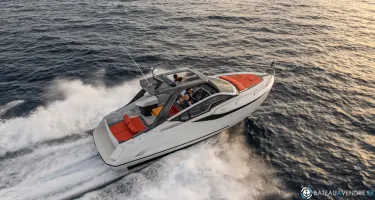 Fairline  33