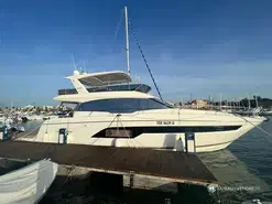 Prestige Yachts  630 Fly