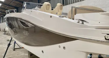 Sessa Marine Key Largo 24