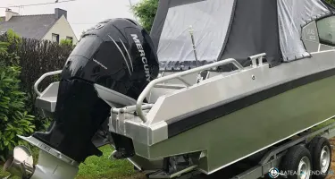 UMS Tuna Boats UMS 805 DC