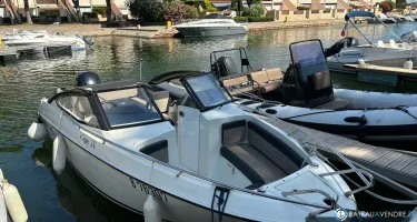 Parker  630 Bow Rider