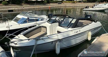 Parker  630 Bow Rider