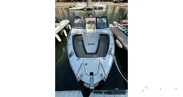 Parker  630 Bow Rider