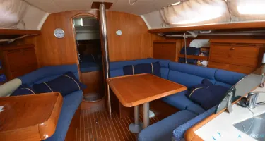 Jeanneau Sun Odyssey 37