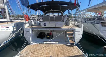 Jeanneau  65