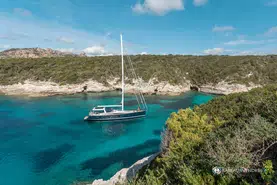 Jeanneau  65