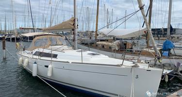 Beneteau Oceanis 37