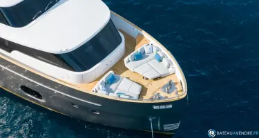 Azimut Magellano 25
