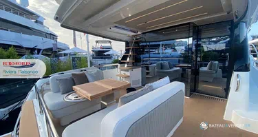 Prestige Yachts F4.9