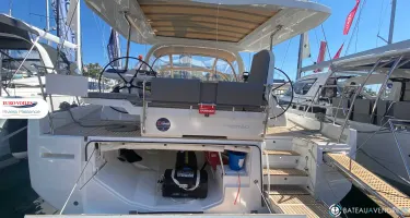 Jeanneau  60