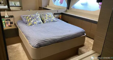 Ferretti  550