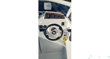 Beneteau Ombrine 700