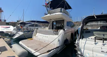 Prestige Yachts Prestige 420 Fly