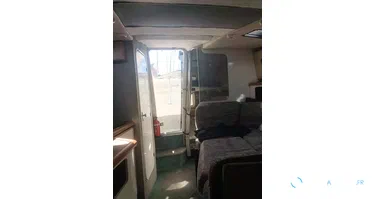 Bayliner Avanti 3055