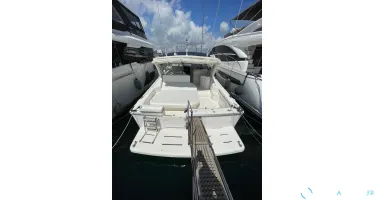 Riviera  4000
