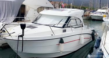 Beneteau Antares 8 OB